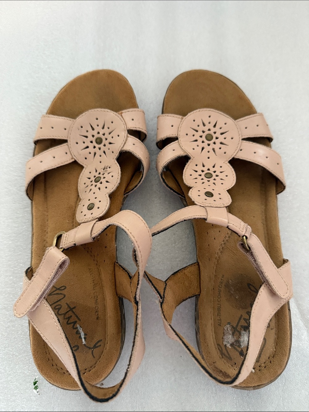 Natural Soul Blush Pink Leather T-Strap Sandals